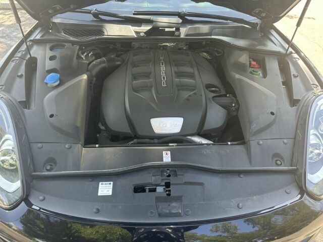 Синий Порше Каен, объемом двигателя 3 л и пробегом 151 тыс. км за 34500 $, фото 14 на Automoto.ua