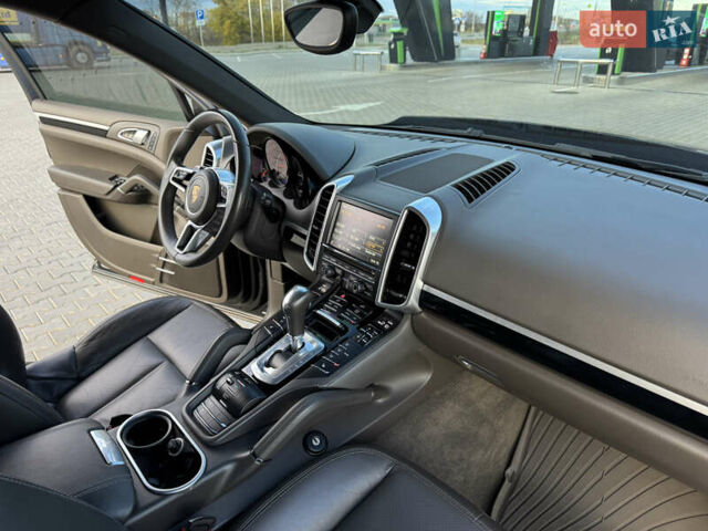 Синій Порше Cayenne, об'ємом двигуна 3 л та пробігом 153 тис. км за 34000 $, фото 26 на Automoto.ua