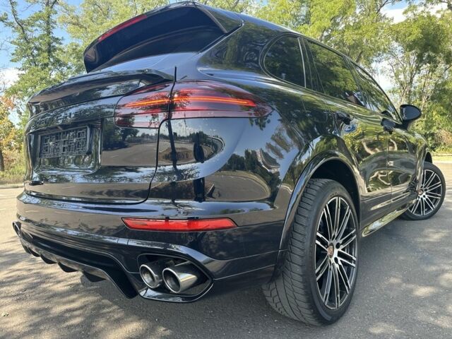 Синий Порше Каен, объемом двигателя 3 л и пробегом 151 тыс. км за 34500 $, фото 3 на Automoto.ua