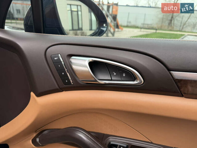 Синий Порше Каен, объемом двигателя 4.8 л и пробегом 142 тыс. км за 31900 $, фото 26 на Automoto.ua