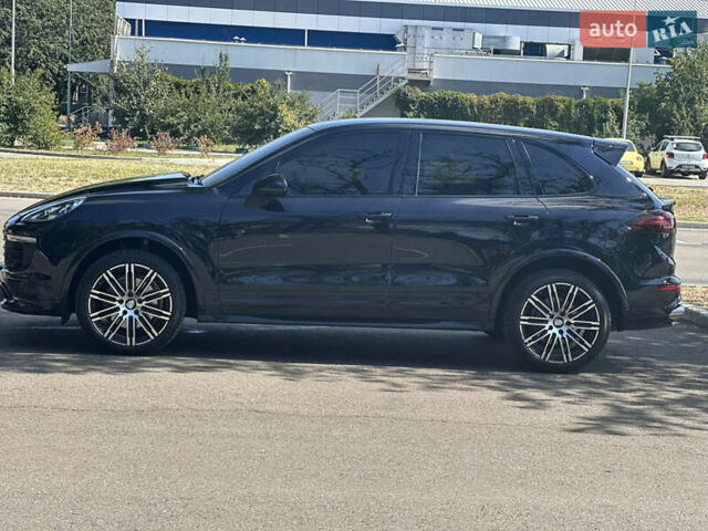 Синий Порше Каен, объемом двигателя 2.97 л и пробегом 151 тыс. км за 37700 $, фото 5 на Automoto.ua