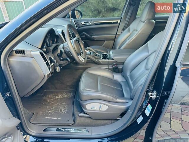 Синий Порше Каен, объемом двигателя 2.97 л и пробегом 149 тыс. км за 37900 $, фото 29 на Automoto.ua