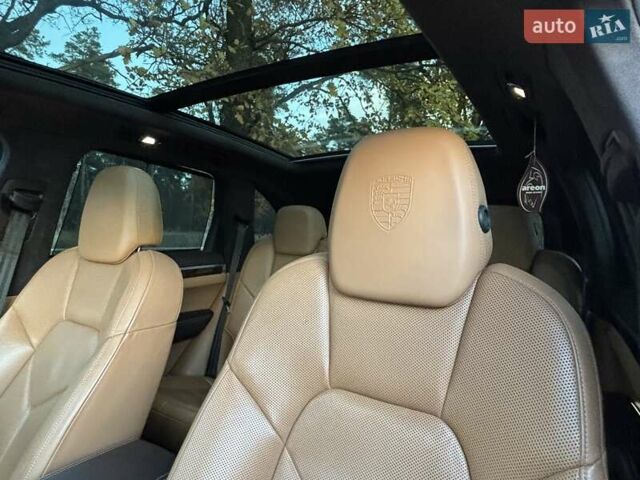 Синий Порше Каен, объемом двигателя 4.81 л и пробегом 142 тыс. км за 35500 $, фото 17 на Automoto.ua