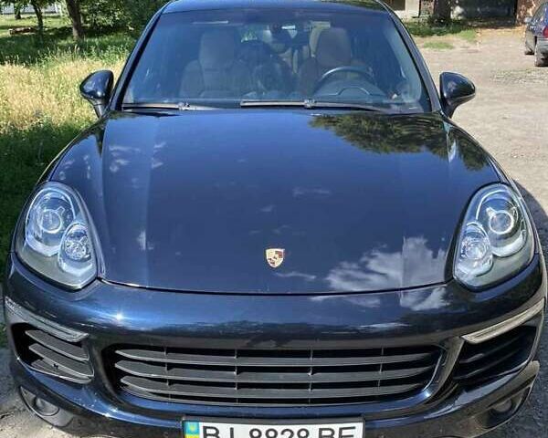 Синий Порше Каен, объемом двигателя 2.97 л и пробегом 175 тыс. км за 32000 $, фото 3 на Automoto.ua