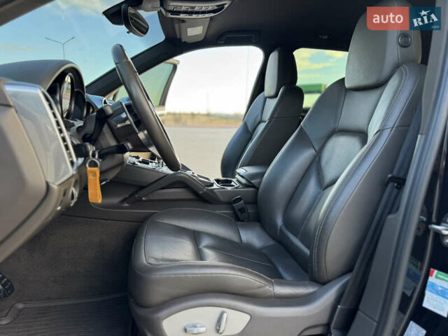 Синій Порше Cayenne, об'ємом двигуна 3 л та пробігом 153 тис. км за 34000 $, фото 16 на Automoto.ua