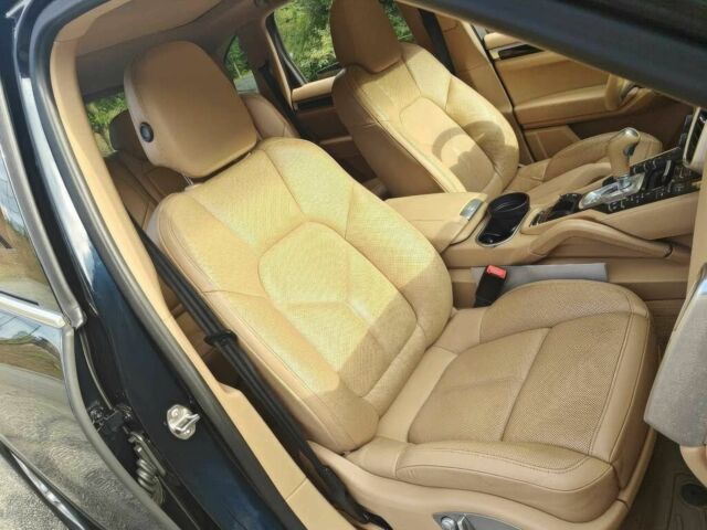 Порше Cayenne 2015 у Кривому Розі на Automoto.ua Синій Порше Cayenne, об'ємом двигуна 3.6 л та пробігом 76 тис. км за 6800 $, фото 11 на Automoto.ua