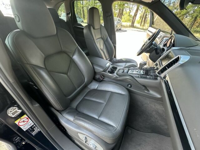 Синий Порше Каен, объемом двигателя 3 л и пробегом 151 тыс. км за 34500 $, фото 10 на Automoto.ua