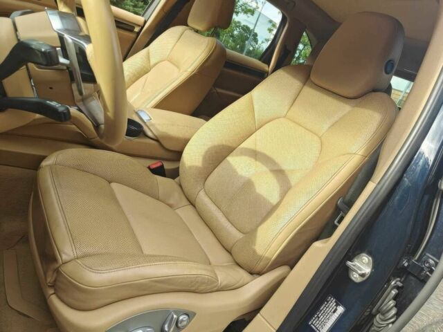 Порше Cayenne 2015 у Кривому Розі на Automoto.ua Синій Порше Cayenne, об'ємом двигуна 3.6 л та пробігом 76 тис. км за 6800 $, фото 8 на Automoto.ua