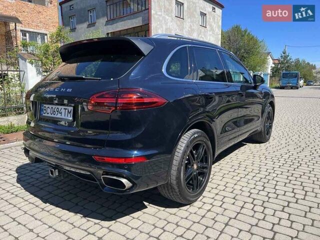 Синій Порше Cayenne, об'ємом двигуна 2.97 л та пробігом 226 тис. км за 33000 $, фото 5 на Automoto.ua