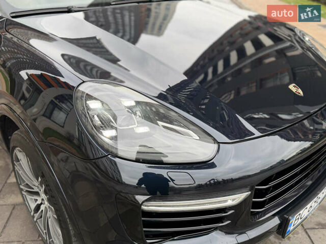 Синий Порше Каен, объемом двигателя 4.8 л и пробегом 142 тыс. км за 31900 $, фото 6 на Automoto.ua