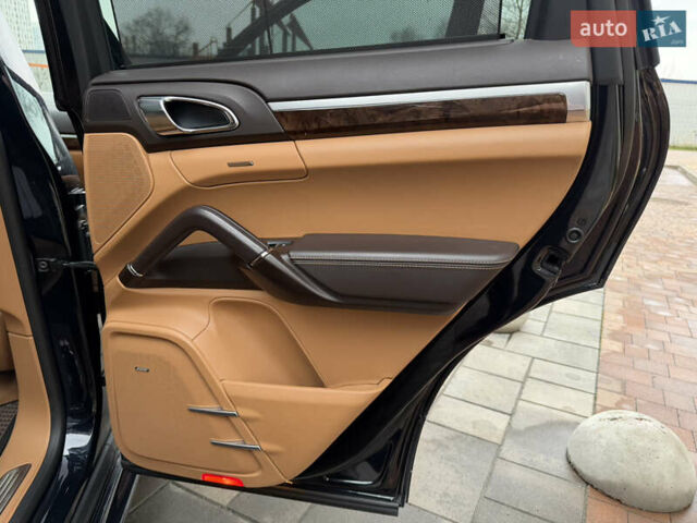 Синий Порше Каен, объемом двигателя 4.8 л и пробегом 142 тыс. км за 31900 $, фото 23 на Automoto.ua