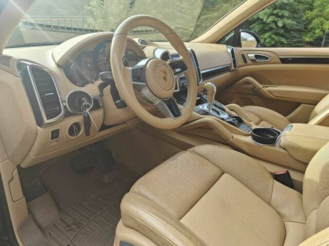 Порше Cayenne 2015 у Кривому Розі на Automoto.ua Синій Порше Cayenne, об'ємом двигуна 3.6 л та пробігом 76 тис. км за 6800 $, фото 10 на Automoto.ua