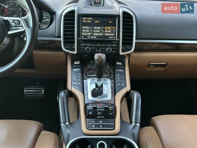 Синий Порше Каен, объемом двигателя 4.81 л и пробегом 142 тыс. км за 35500 $, фото 32 на Automoto.ua