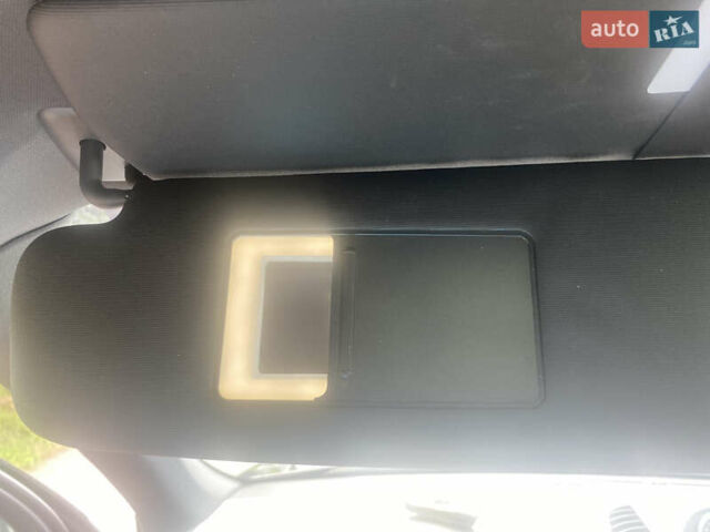 Порше Каен 2016 в Львове на Automoto.ua Синий Порше Каен, объемом двигателя 3 л и пробегом 132 тыс. км за 35500 $, фото 51 на Automoto.ua