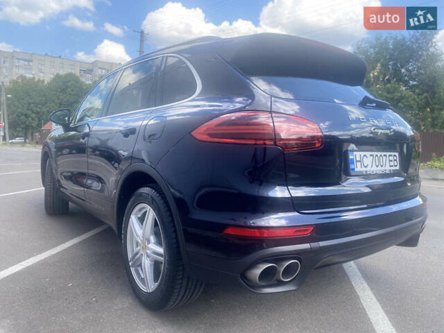 Порше Каен 2016 в Львове на Automoto.ua Синий Порше Каен, объемом двигателя 3 л и пробегом 132 тыс. км за 35500 $, фото 17 на Automoto.ua