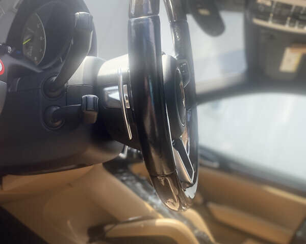 Порше Каен 2016 в Львове на Automoto.ua Синий Порше Каен, объемом двигателя 3 л и пробегом 132 тыс. км за 35500 $, фото 6 на Automoto.ua