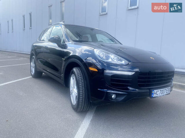 Порше Каен 2016 в Львове на Automoto.ua Синий Порше Каен, объемом двигателя 3 л и пробегом 132 тыс. км за 35500 $, фото 13 на Automoto.ua