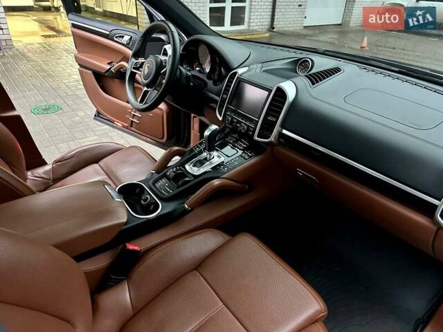 Синий Порше Каен, объемом двигателя 3.6 л и пробегом 245 тыс. км за 22000 $, фото 40 на Automoto.ua