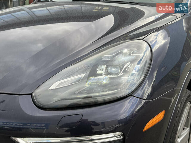 Синій Порше Cayenne, об'ємом двигуна 3 л та пробігом 116 тис. км за 33990 $, фото 7 на Automoto.ua