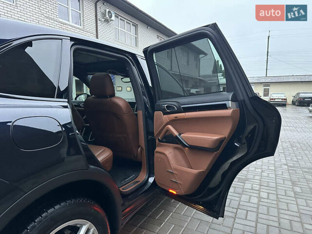 Синій Порше Cayenne, об'ємом двигуна 3.6 л та пробігом 245 тис. км за 22000 $, фото 26 на Automoto.ua