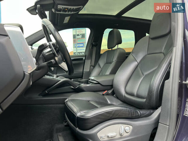 Синій Порше Cayenne, об'ємом двигуна 3 л та пробігом 116 тис. км за 33990 $, фото 9 на Automoto.ua