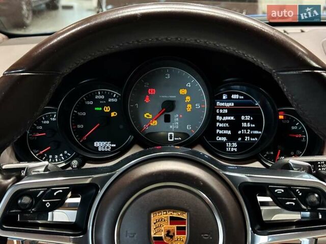 Синий Порше Каен, объемом двигателя 4.13 л и пробегом 188 тыс. км за 45000 $, фото 23 на Automoto.ua