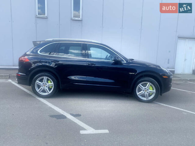 Порше Каен 2016 в Львове на Automoto.ua Синий Порше Каен, объемом двигателя 3 л и пробегом 132 тыс. км за 35500 $, фото 14 на Automoto.ua
