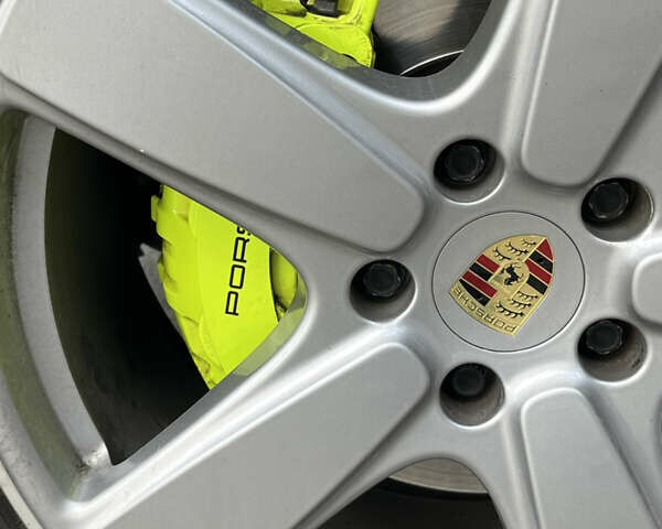 Синій Порше Cayenne, об'ємом двигуна 3 л та пробігом 116 тис. км за 33990 $, фото 24 на Automoto.ua