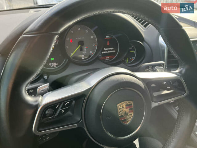 Синий Порше Каен, объемом двигателя 3 л и пробегом 116 тыс. км за 29950 $, фото 22 на Automoto.ua
