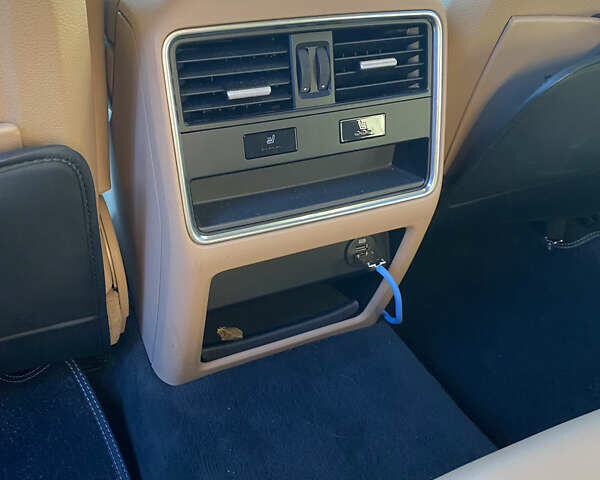 Синий Порше Каен, объемом двигателя 2.89 л и пробегом 96 тыс. км за 61500 $, фото 4 на Automoto.ua