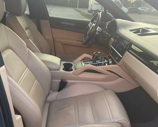 Синий Порше Каен, объемом двигателя 2.89 л и пробегом 157 тыс. км за 47000 $, фото 14 на Automoto.ua