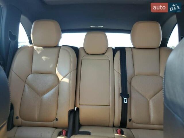 Синій Порше Cayenne, об'ємом двигуна 3.6 л та пробігом 142 тис. км за 8900 $, фото 9 на Automoto.ua