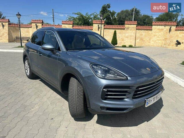 Синий Порше Каен, объемом двигателя 3 л и пробегом 51 тыс. км за 58900 $, фото 4 на Automoto.ua