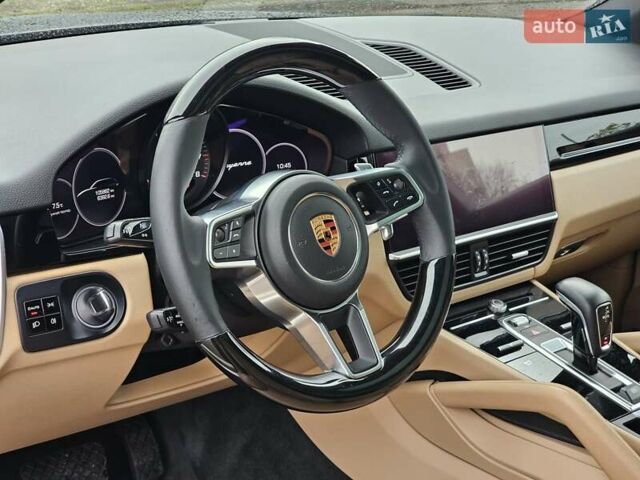 Синий Порше Каен, объемом двигателя 3 л и пробегом 100 тыс. км за 52999 $, фото 27 на Automoto.ua