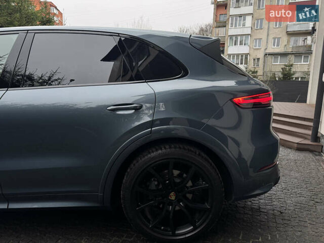 Синий Порше Каен, объемом двигателя 2.89 л и пробегом 104 тыс. км за 62000 $, фото 6 на Automoto.ua