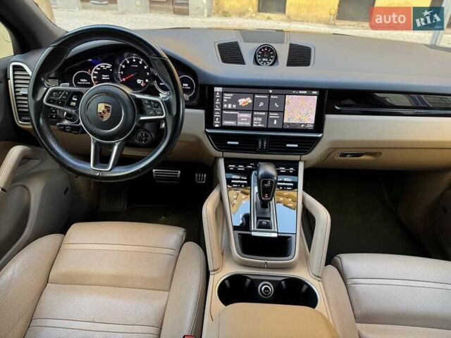 Порше Cayenne 2018 у Києві на Automoto.ua Синій Порше Cayenne, об'ємом двигуна 2.89 л та пробігом 130 тис. км за 58825 $, фото 7 на Automoto.ua