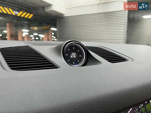 Синий Порше Каен, объемом двигателя 3 л и пробегом 174 тыс. км за 48990 $, фото 24 на Automoto.ua