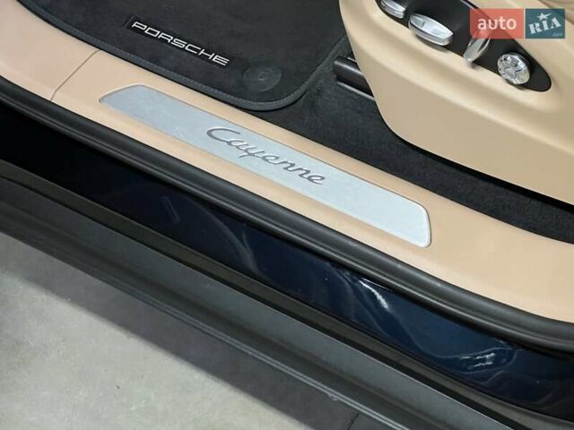 Синий Порше Каен, объемом двигателя 3 л и пробегом 78 тыс. км за 52314 $, фото 21 на Automoto.ua