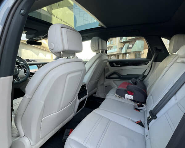 Синий Порше Каен, объемом двигателя 3 л и пробегом 171 тыс. км за 45900 $, фото 32 на Automoto.ua