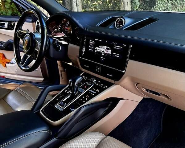 Синий Порше Каен, объемом двигателя 3 л и пробегом 101 тыс. км за 59900 $, фото 1 на Automoto.ua