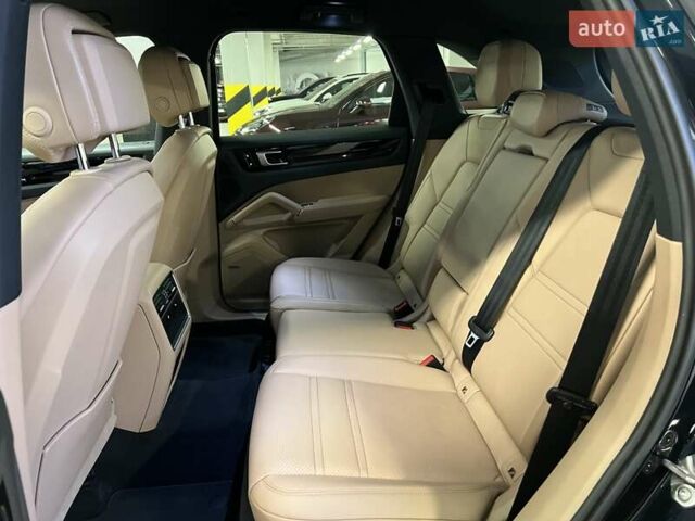 Синий Порше Каен, объемом двигателя 3 л и пробегом 78 тыс. км за 52314 $, фото 41 на Automoto.ua