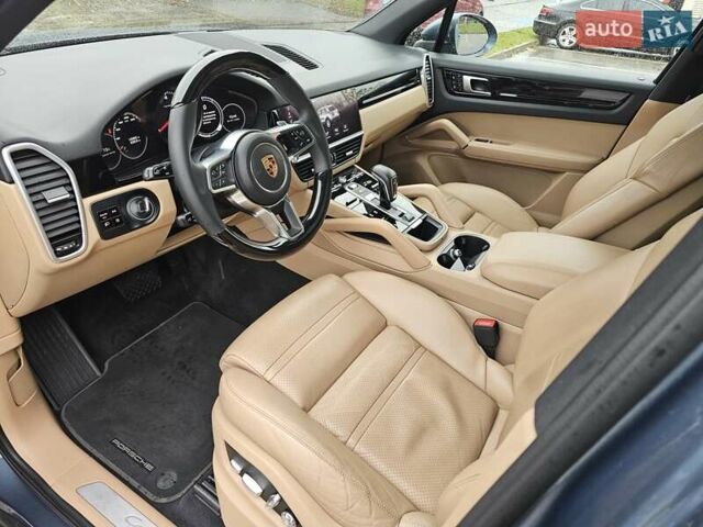 Синий Порше Каен, объемом двигателя 3 л и пробегом 100 тыс. км за 52999 $, фото 26 на Automoto.ua