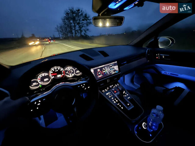 Синий Порше Каен, объемом двигателя 3 л и пробегом 69 тыс. км за 62500 $, фото 14 на Automoto.ua