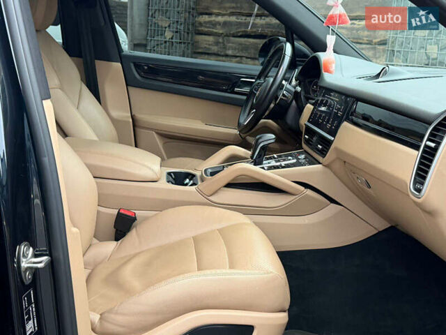 Синій Порше Cayenne, об'ємом двигуна 3 л та пробігом 170 тис. км за 45000 $, фото 10 на Automoto.ua