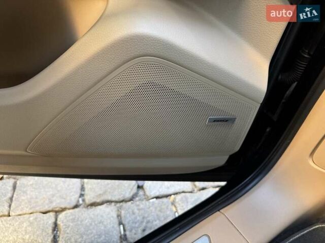 Порше Cayenne 2018 у Києві на Automoto.ua Синій Порше Cayenne, об'ємом двигуна 2.89 л та пробігом 130 тис. км за 58825 $, фото 18 на Automoto.ua