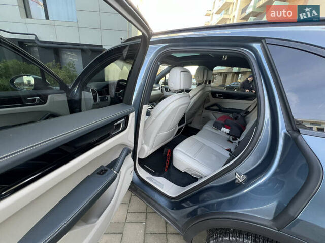 Синий Порше Каен, объемом двигателя 3 л и пробегом 171 тыс. км за 45900 $, фото 31 на Automoto.ua