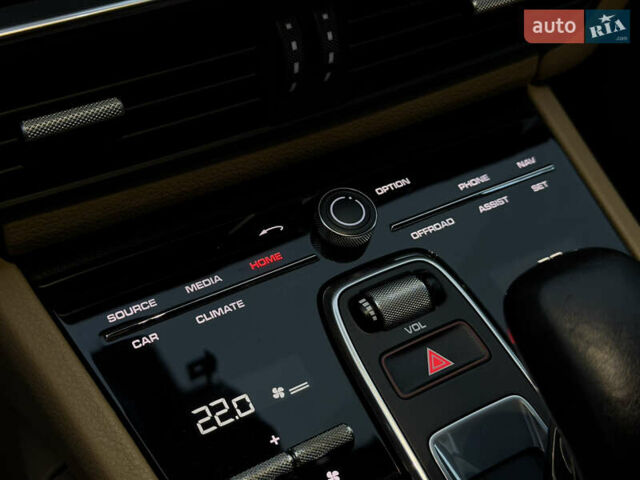 Синий Порше Каен, объемом двигателя 3 л и пробегом 137 тыс. км за 54000 $, фото 18 на Automoto.ua