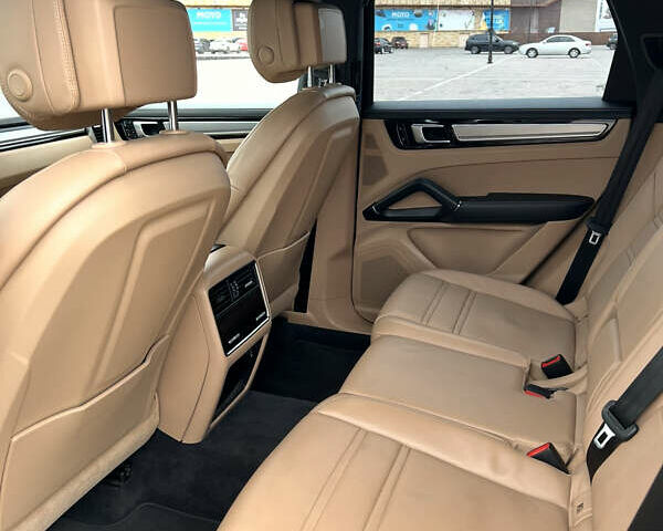 Синій Порше Cayenne, об'ємом двигуна 3 л та пробігом 95 тис. км за 55000 $, фото 10 на Automoto.ua