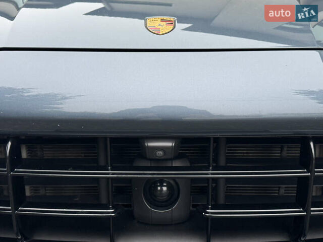 Синий Порше Каен, объемом двигателя 2.89 л и пробегом 104 тыс. км за 62000 $, фото 5 на Automoto.ua