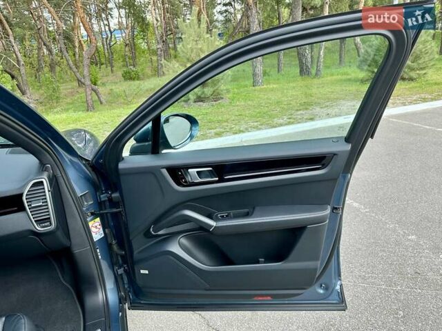 Синий Порше Каен, объемом двигателя 3 л и пробегом 119 тыс. км за 51800 $, фото 95 на Automoto.ua